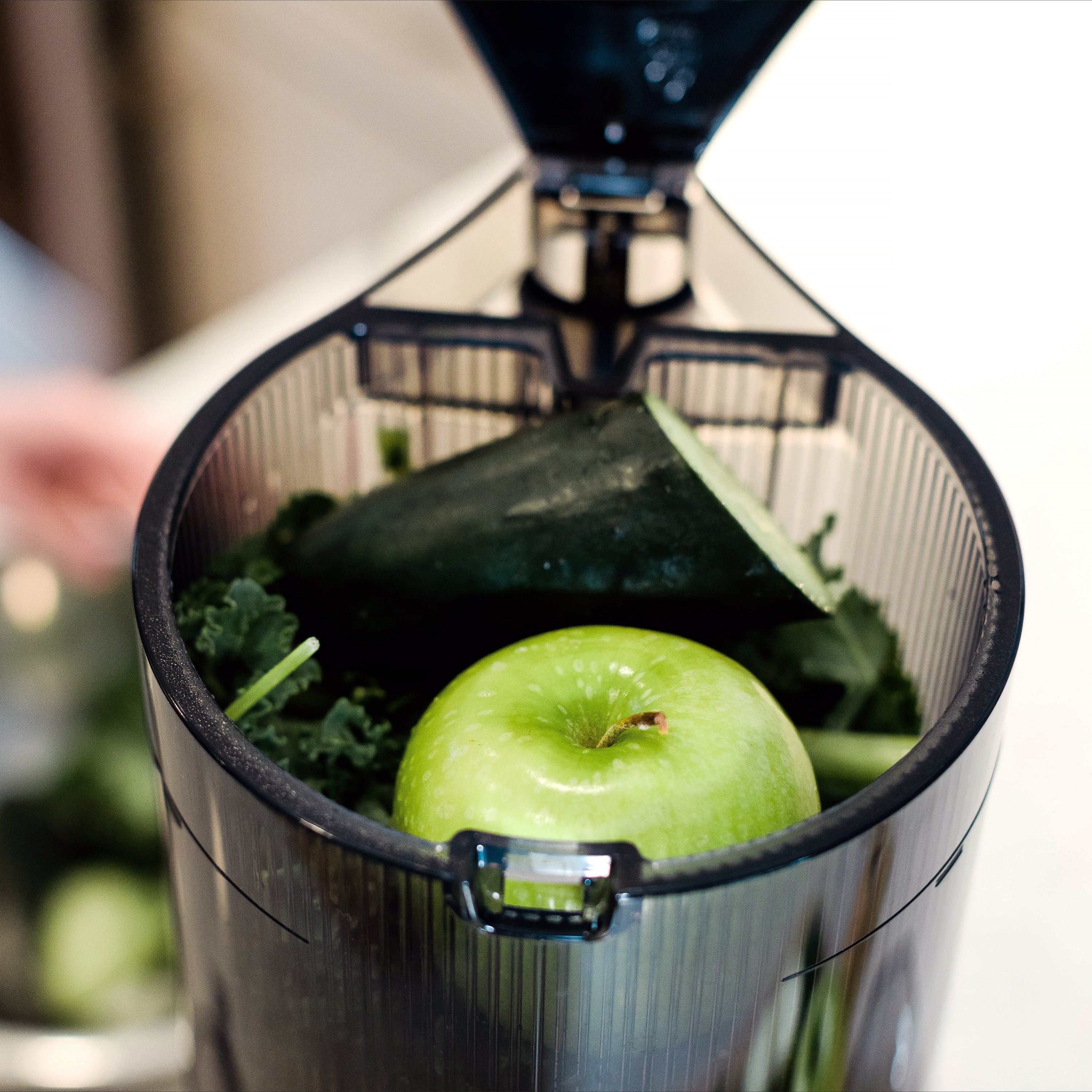 Omega Effortless™ Batch Juicer (JC2022) - Image 21