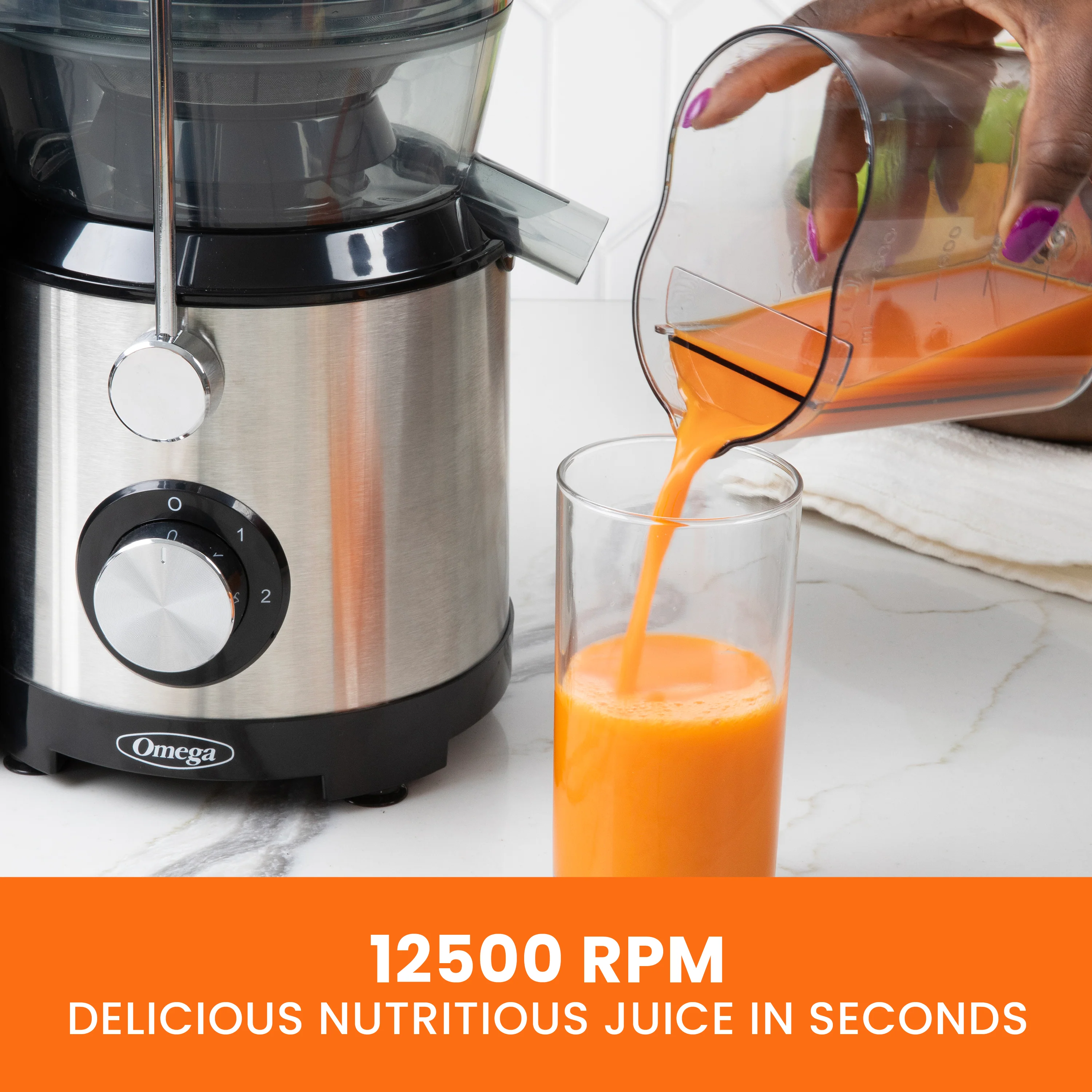 Omega High Speed Juicer with Large Chute (OMJCHSLCBK13) - Image 4