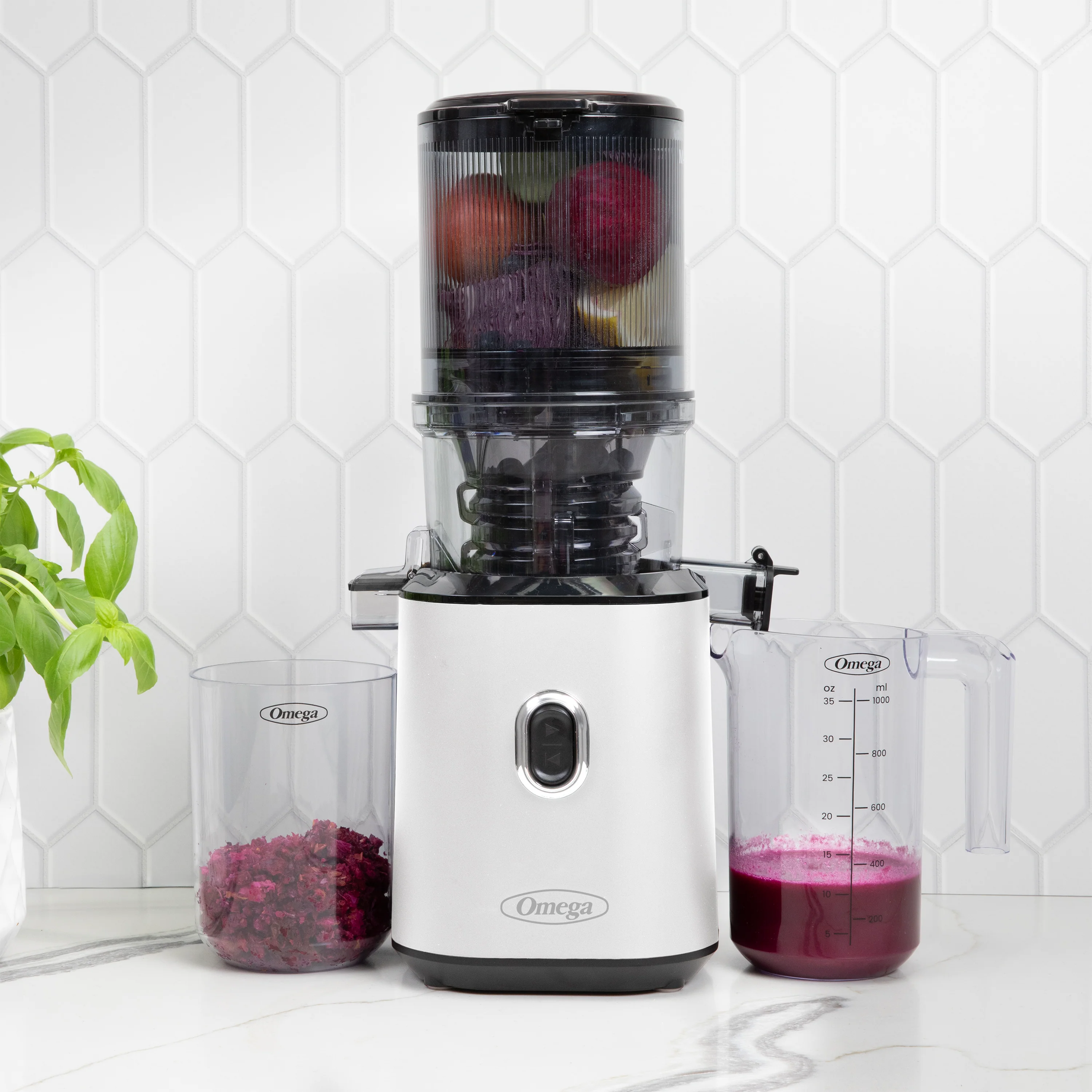Omega Time Saving Cold Press Batch Juicer (OMJCSMVB) - Image 19
